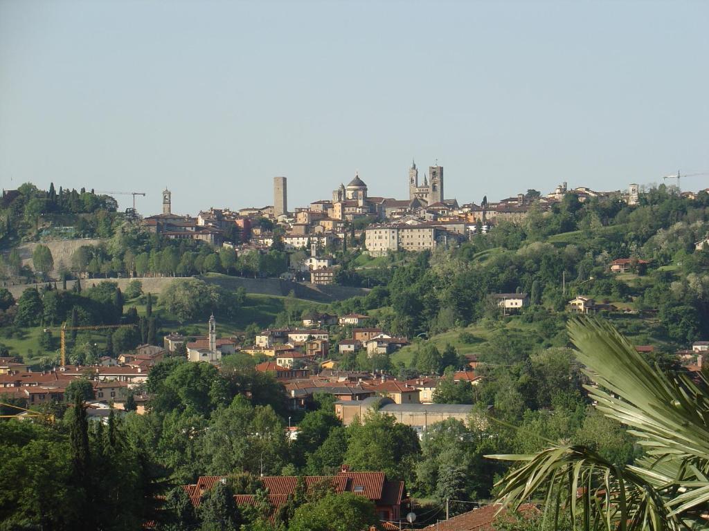 B&B Ca Rossa Bergamo Buitenkant foto